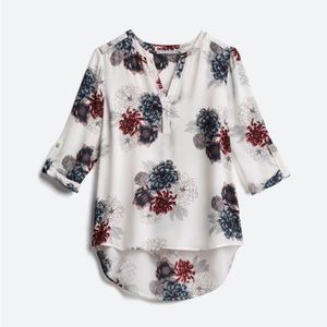 DanielRainn floral blouse